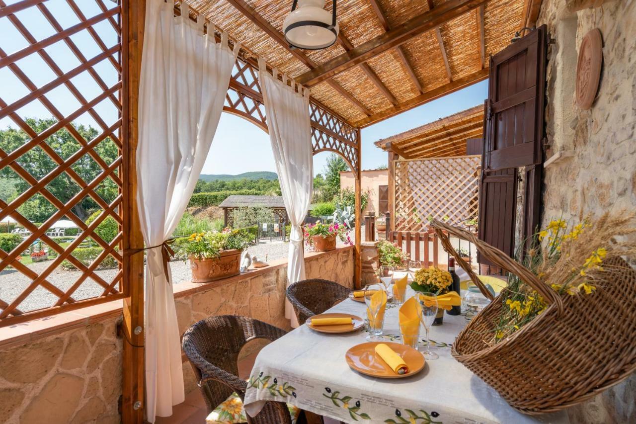 Giulia Superior Apartment Shared Pool Wi-Fi Casole d'Elsa Luaran gambar
